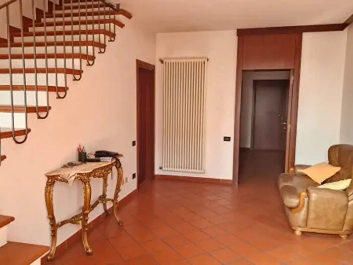 Casa con 6 locali in vendita in Via Calanco, Dozza