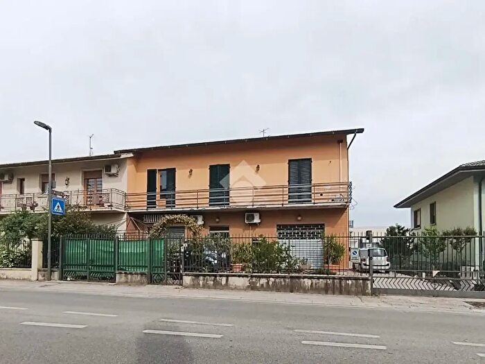 Appartamento bilocale in vendita in Via delle Cantarelle, Pieve A Nievole