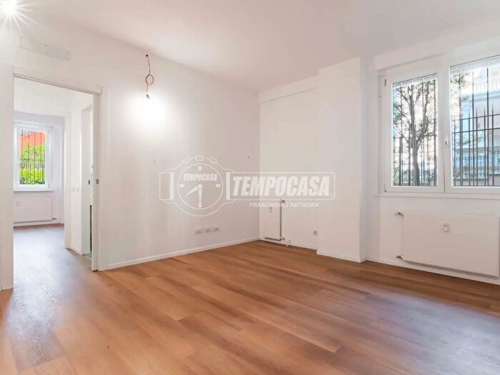 Appartamento bilocale in vendita in Via Santo Garovaglio, Como