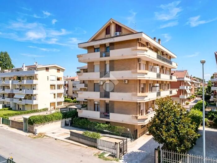 Appartamento trilocale in vendita in Viale Monte Sirente, Francavilla Al Mare