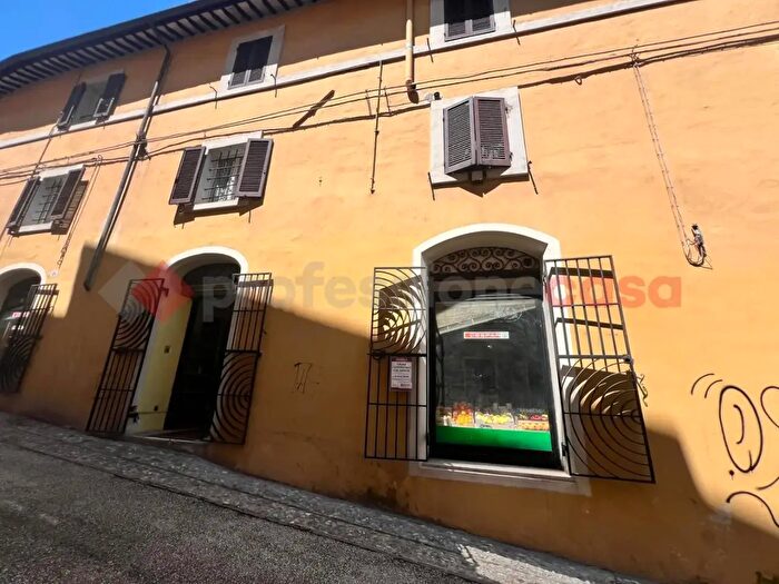 Appartamento bilocale in vendita in Via Ponzianina, Spoleto