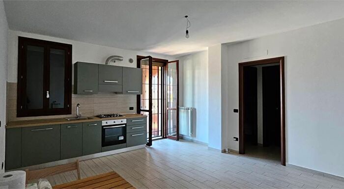 Appartamento quadrilocale in vendita in San Prospero Via Copernico, San Prospero