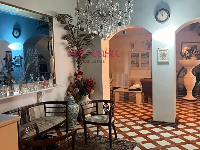 Appartamento con 13 locali in vendita in Grosseto Centro Storico, Grosseto