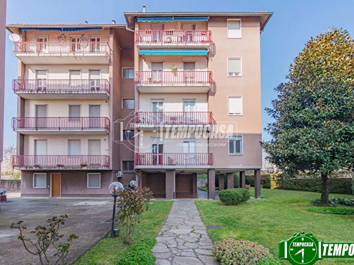 Appartamento trilocale in vendita in Via dei Pollaioli, Pavia