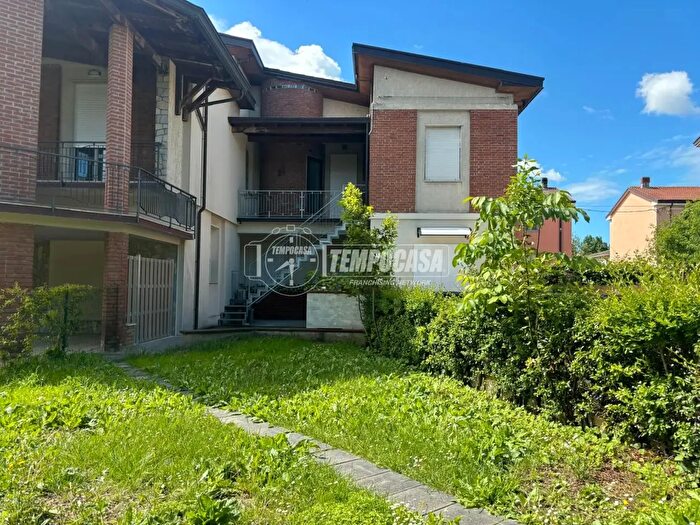 Appartamento quadrilocale in vendita in Via Fratelli Rusconi a, Vigolzone