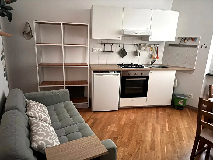 Appartamento bilocale in affitto in Salita Carbonara, Genova