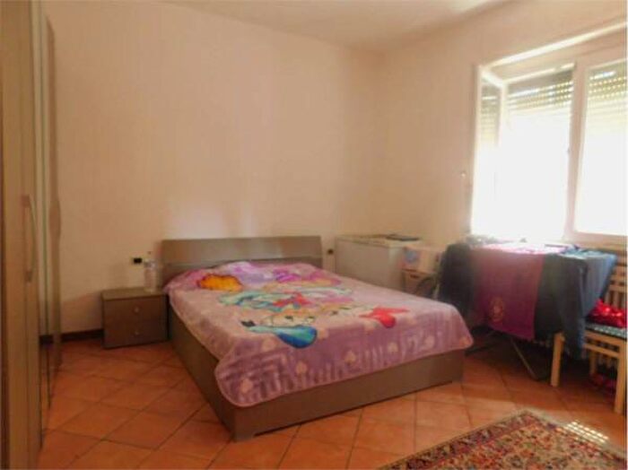 Appartamento bilocale in vendita in Via Cacciatori della Alpi, Somma Lombardo