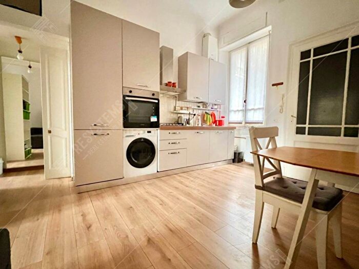 Appartamento trilocale in affitto in Via dellAprica, Farini, Milano