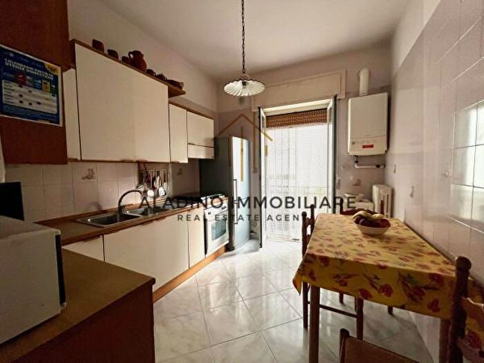 Appartamento trilocale in vendita in Trani