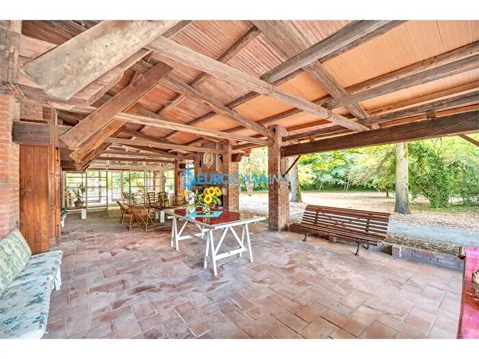 Casa con 14 locali in vendita in Via Canale Carpi Campogalliano Mo, Campogalliano