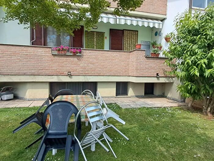Appartamento trilocale in vendita in Busto Garolfo