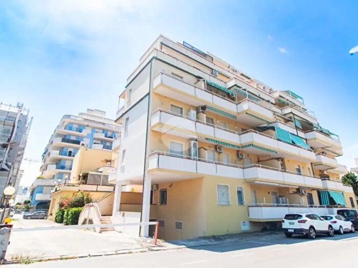 Appartamento bilocale in vendita in Via Garibaldi, Alba Adriatica