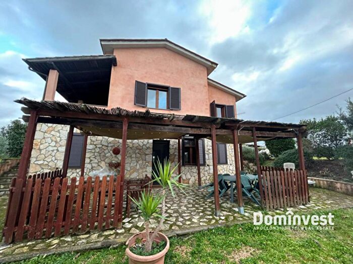 Casa quadrilocale in affitto in Strada dellAbbadia, Capalbio