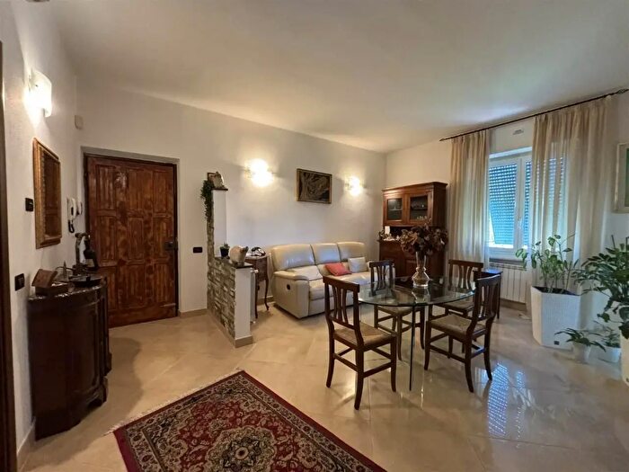 Appartamento quadrilocale in vendita in Ameglia