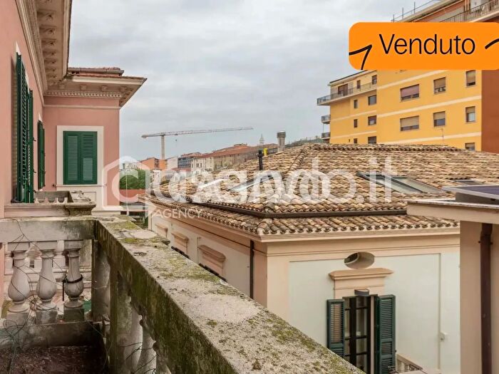 Appartamento quadrilocale in vendita in Via Messina, Pescara