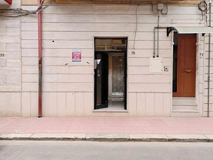 Casa trilocale in vendita in Via Savoia, Francavilla Fontana
