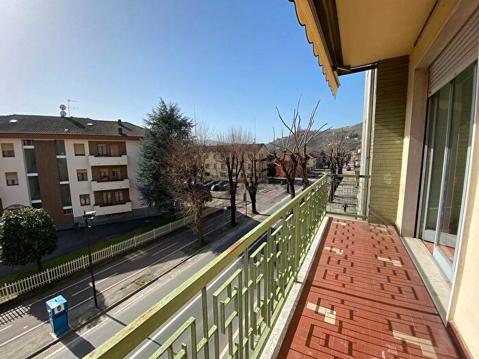 Appartamento trilocale in vendita in Canelli