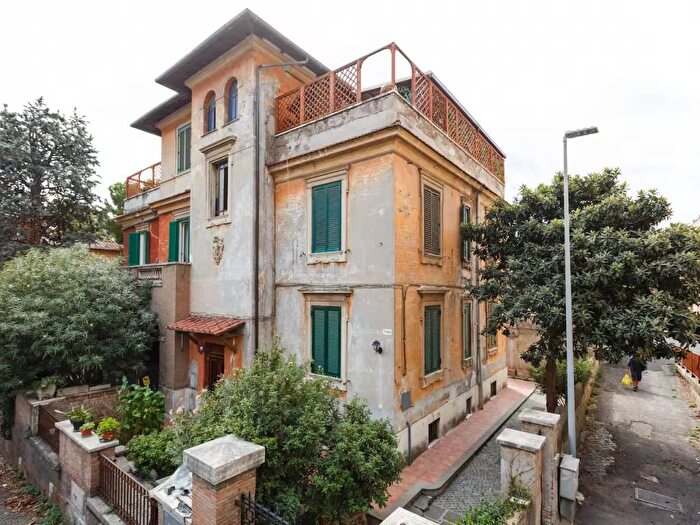 Appartamento bilocale in affitto in Gemelli Pineta Sacchetti, Roma