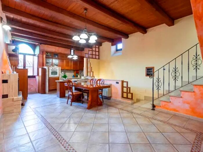 Casa con 5 locali in vendita in Via Principe Amedeo, Priverno