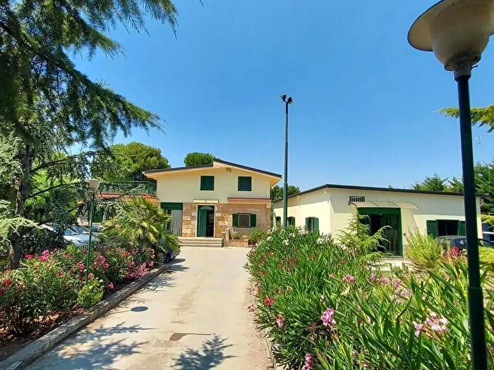 Casa in vendita in Via Monte Faraone, Andria