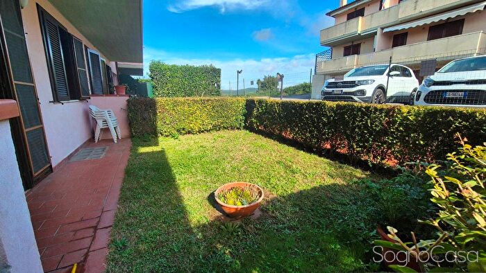 Appartamento trilocale in vendita in Via della Piantata, Magliano In Toscana