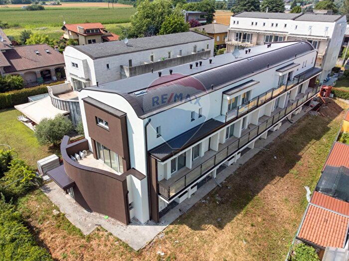 Appartamento quadrilocale in vendita in Luigi Nono, Cornate DAdda