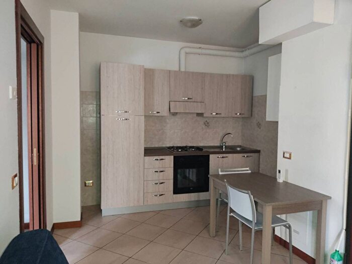 Appartamento bilocale in affitto in Via Alessandro Bolzoni, Via Colombo, Piacenza