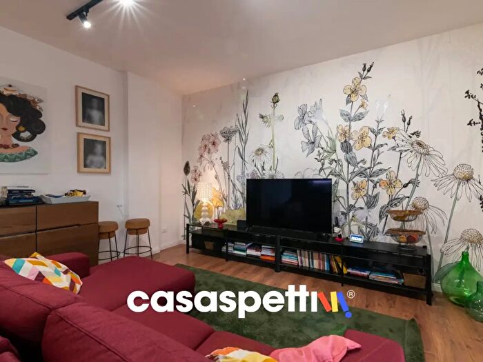 Appartamento con 6 locali in vendita in Via Perpignano, Palermo