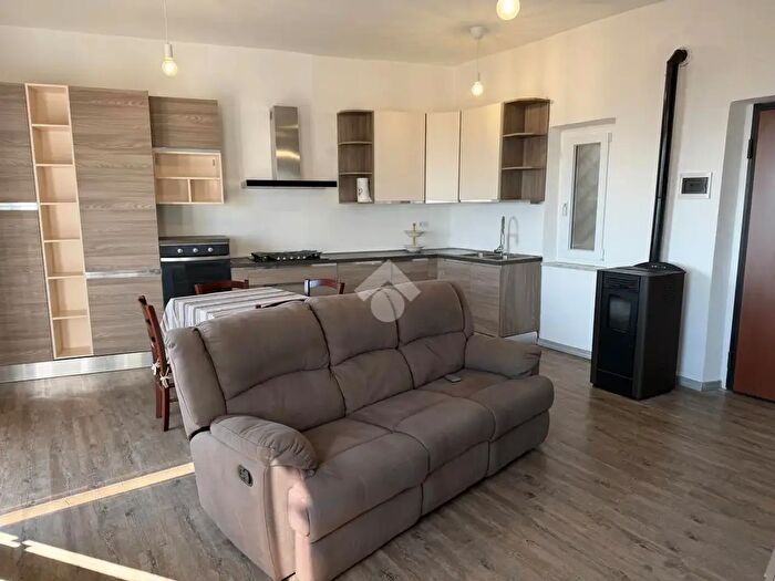 Appartamento bilocale in vendita in Via Attilio Capaccini, Soriano Nel Cimino