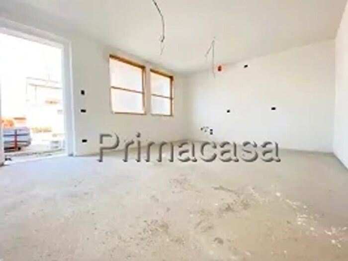 Appartamento trilocale in vendita in Via Giuseppe Garibaldi, Bovolone