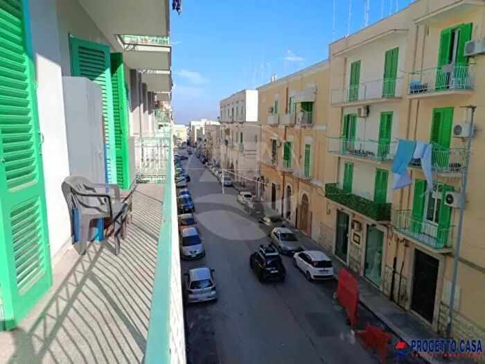 Appartamento trilocale in vendita in Via San Francesco dAssisi, Molfetta