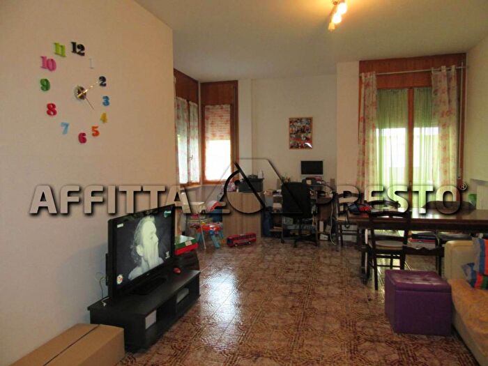 Appartamento quadrilocale in affitto in via angioletto focaccia, Spazzoli Medaglie DOro, Forlì