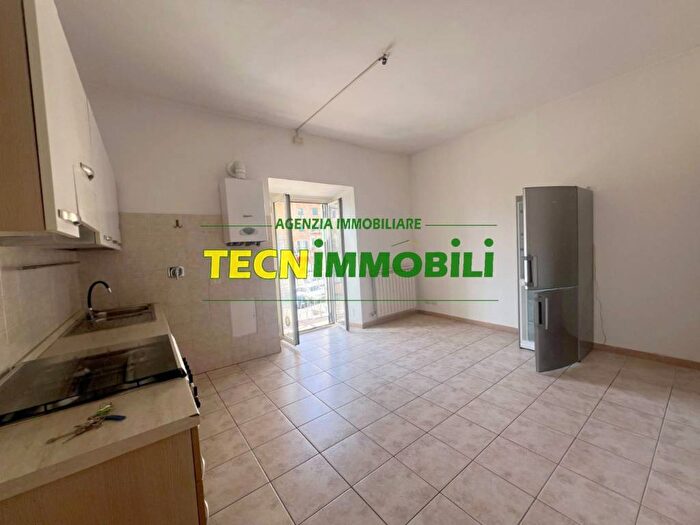 Appartamento bilocale in affitto in Piazza del Mercato, Labico