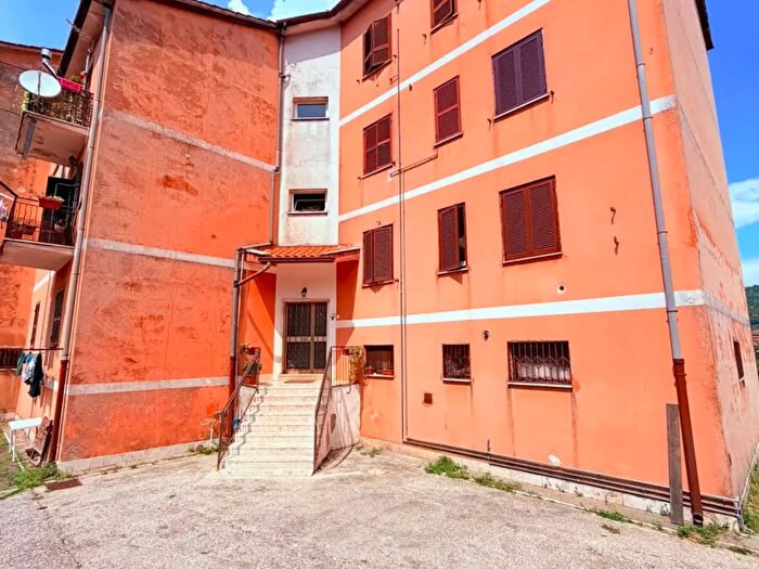 Appartamento trilocale in vendita in Via della Portella, Rocca Di Papa