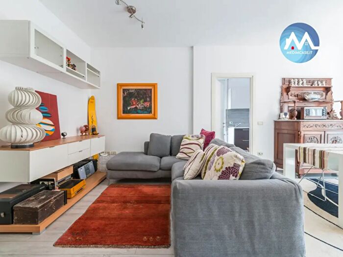 Appartamento con 7 locali in vendita in Via Orazio Flacco, Pesaro