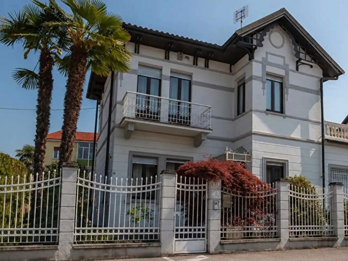 Casa con 6 locali in vendita in Via San Cristoforo, Cuneo