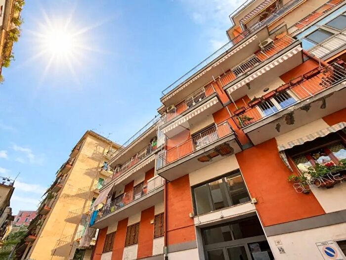 Appartamento trilocale in vendita in Via Surripa, Castellammare Di Stabia