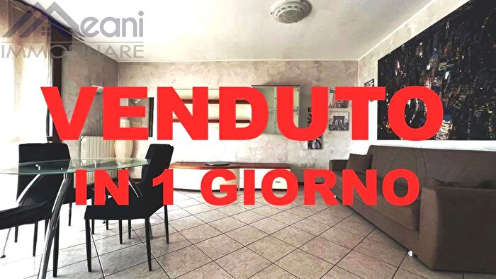 Appartamento bilocale in vendita in Via Martiri di Cefalonia, Opera