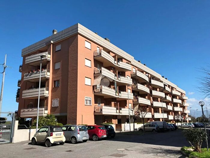 Appartamento bilocale in vendita in Via Gioacchino Russo, Roma