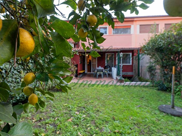 Casa con 5 locali in affitto in Largo dellOlgiata, Olgiata, Roma