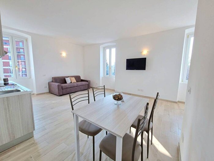 Appartamento monolocale in affitto in Via San Bernardino, Stazione, Bergamo