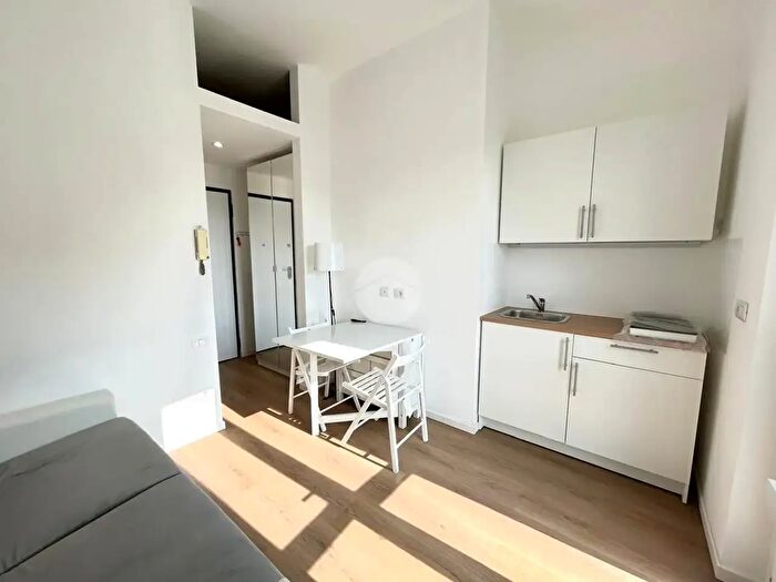 Appartamento monolocale in affitto in Via Matteo Civitali, Milano