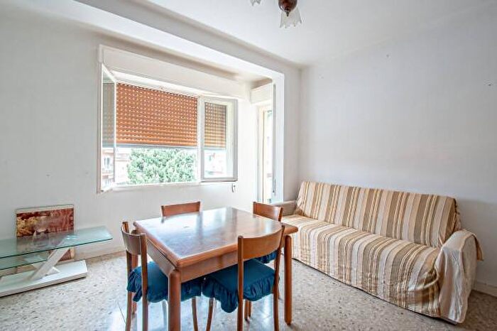 Appartamento bilocale in vendita in Via Milano, Bordighera