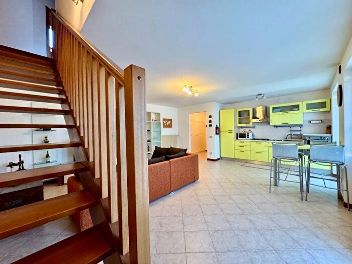 Appartamento trilocale in vendita in Cormons