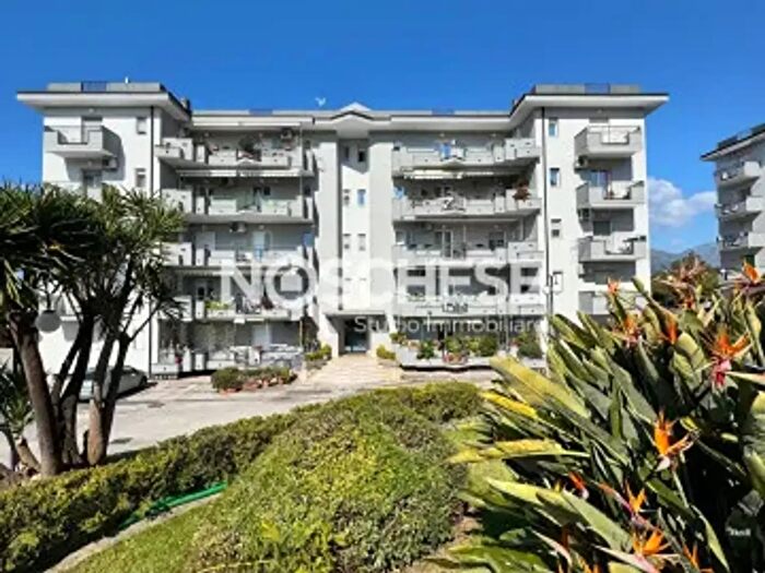 Appartamento trilocale in vendita in Via Piave, Pontecagnano Faiano