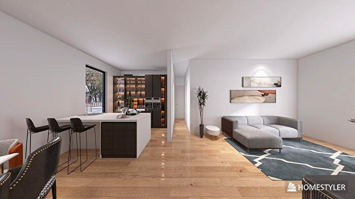 Appartamento con 5 locali in vendita in Elle Barbate, Camaiore