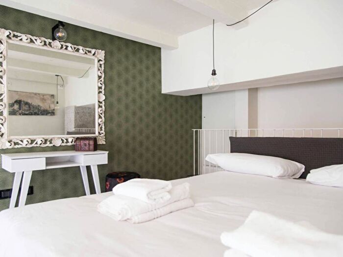 Appartamento monolocale in affitto in Via Lambro, Porta Venezia, Milano