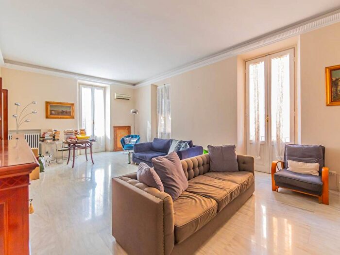 Appartamento con 5 locali in affitto in Via Capodistria, Trieste Coppedè, Roma