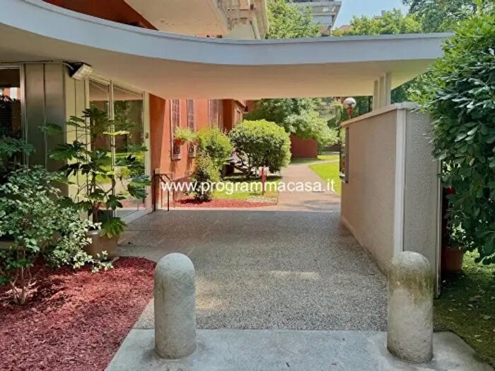 Appartamento quadrilocale in vendita in Residenza Campo, Segrate