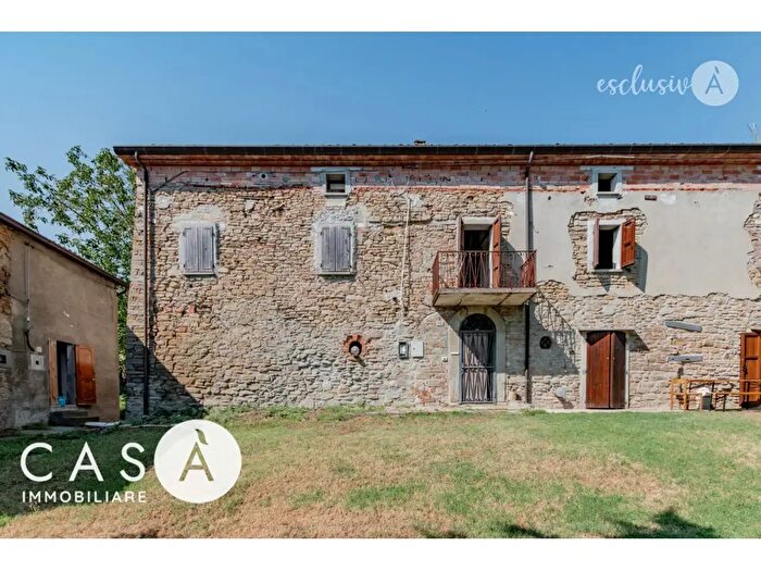 Appartamento con 5 locali in vendita in Via Ciola, Mercato Saraceno